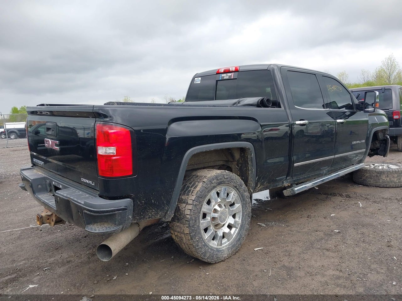 2015 GMC SIERRA 2500HD DENALI thumbnail 5