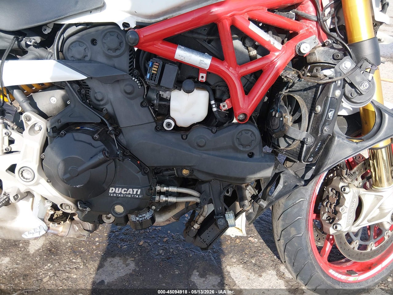 2017 DUCATI SUPERSPORT   thumbnail 11
