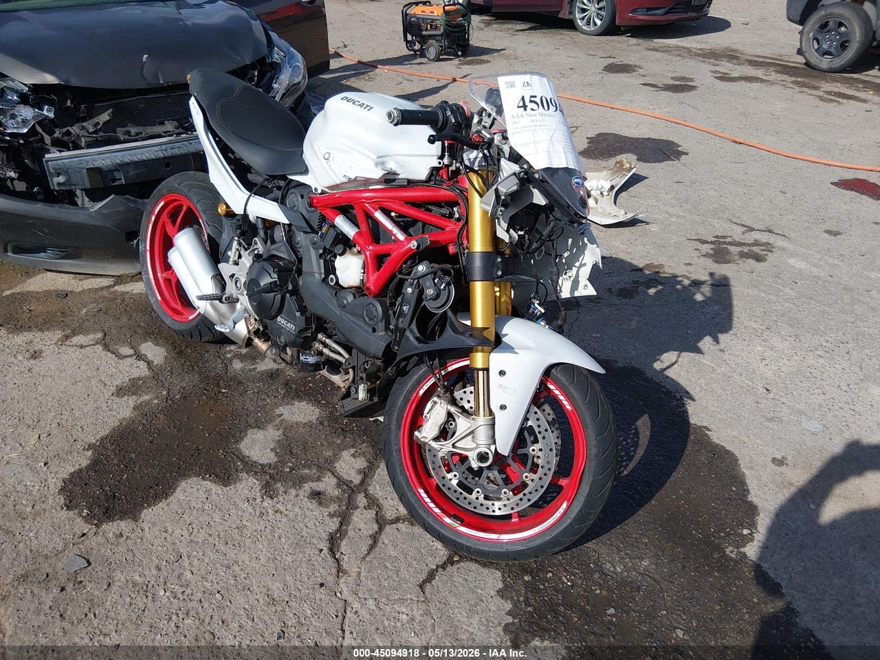 2017 DUCATI SUPERSPORT   thumbnail 7