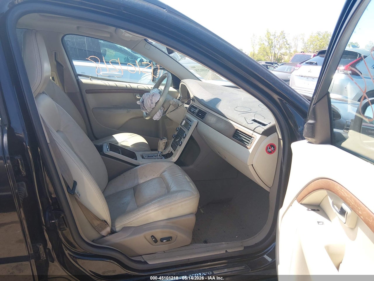2009 VOLVO XC70 3.2 thumbnail 6