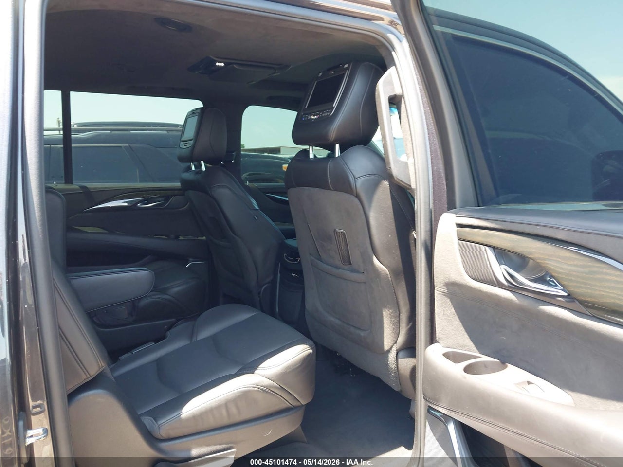 2016 CADILLAC ESCALADE ESV PLATINUM thumbnail 9