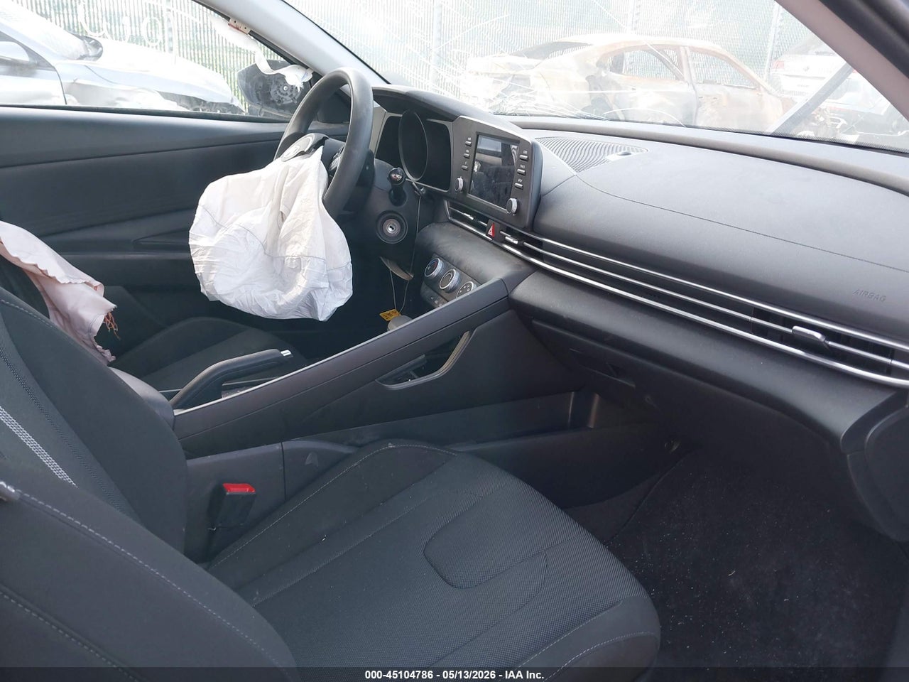 2023 HYUNDAI ELANTRA SE thumbnail 6