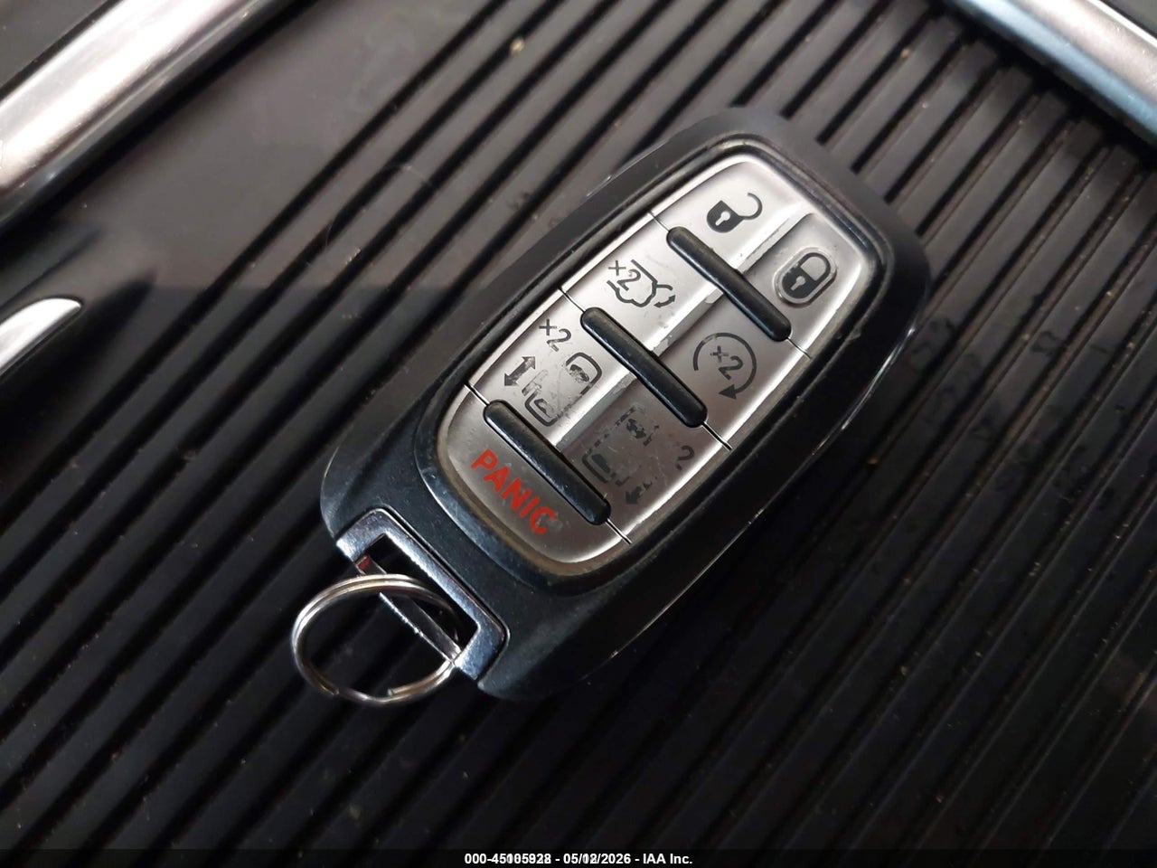 2023 CHRYSLER PACIFICA HYBRID TOURING L thumbnail 12