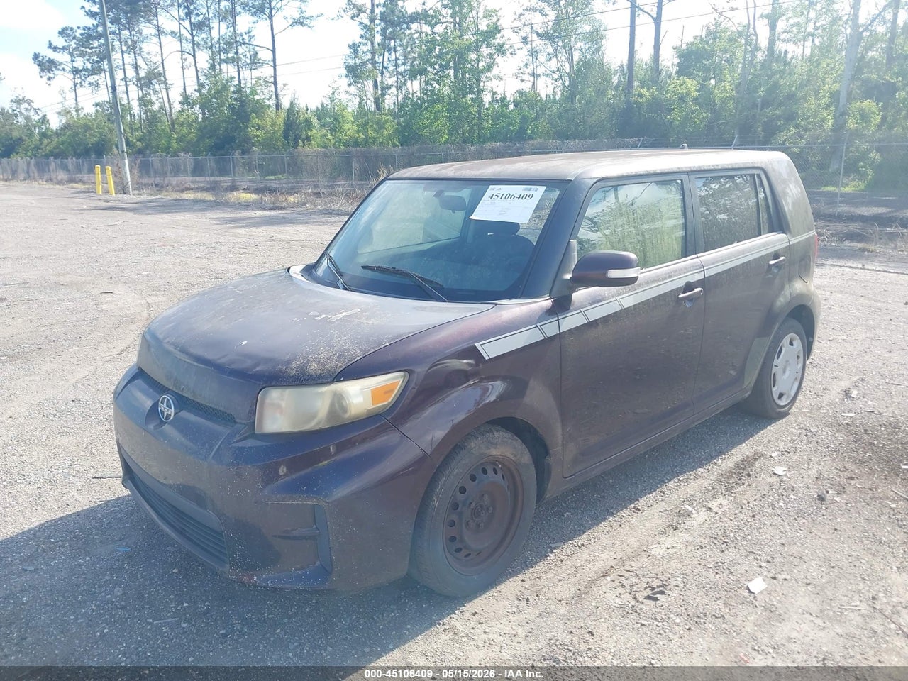 2011 SCION XB   · 2/12