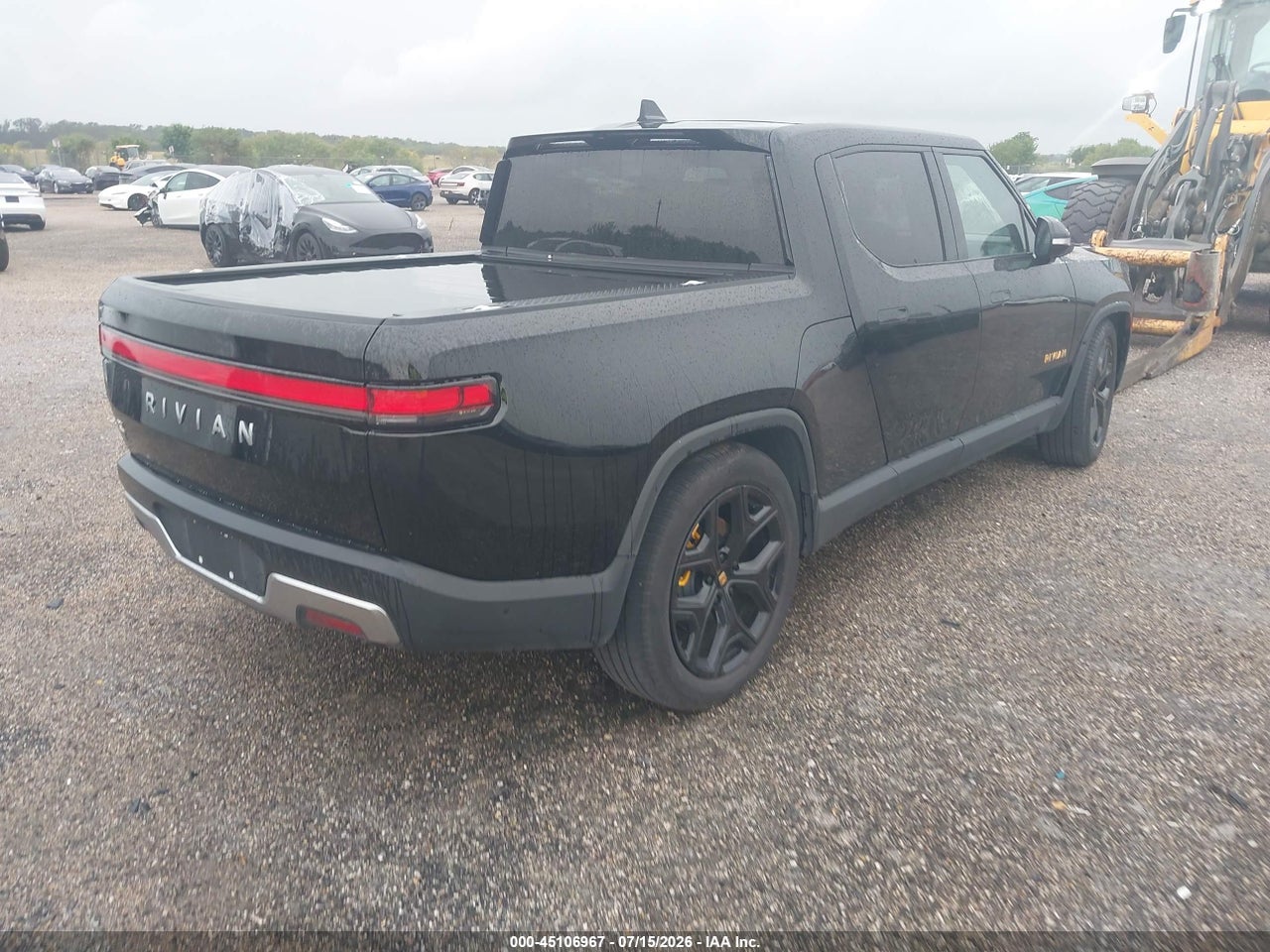 2024 RIVIAN R1T ADVENTURE QUAD MOTOR LARGE PACK thumbnail 5