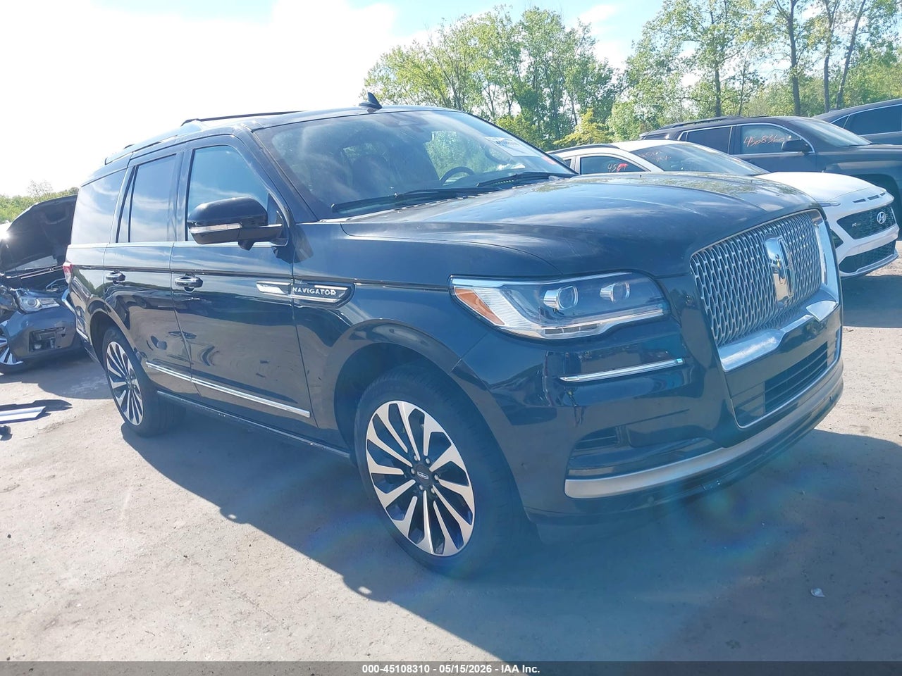 2024 LINCOLN NAVIGATOR RESERVE thumbnail 2