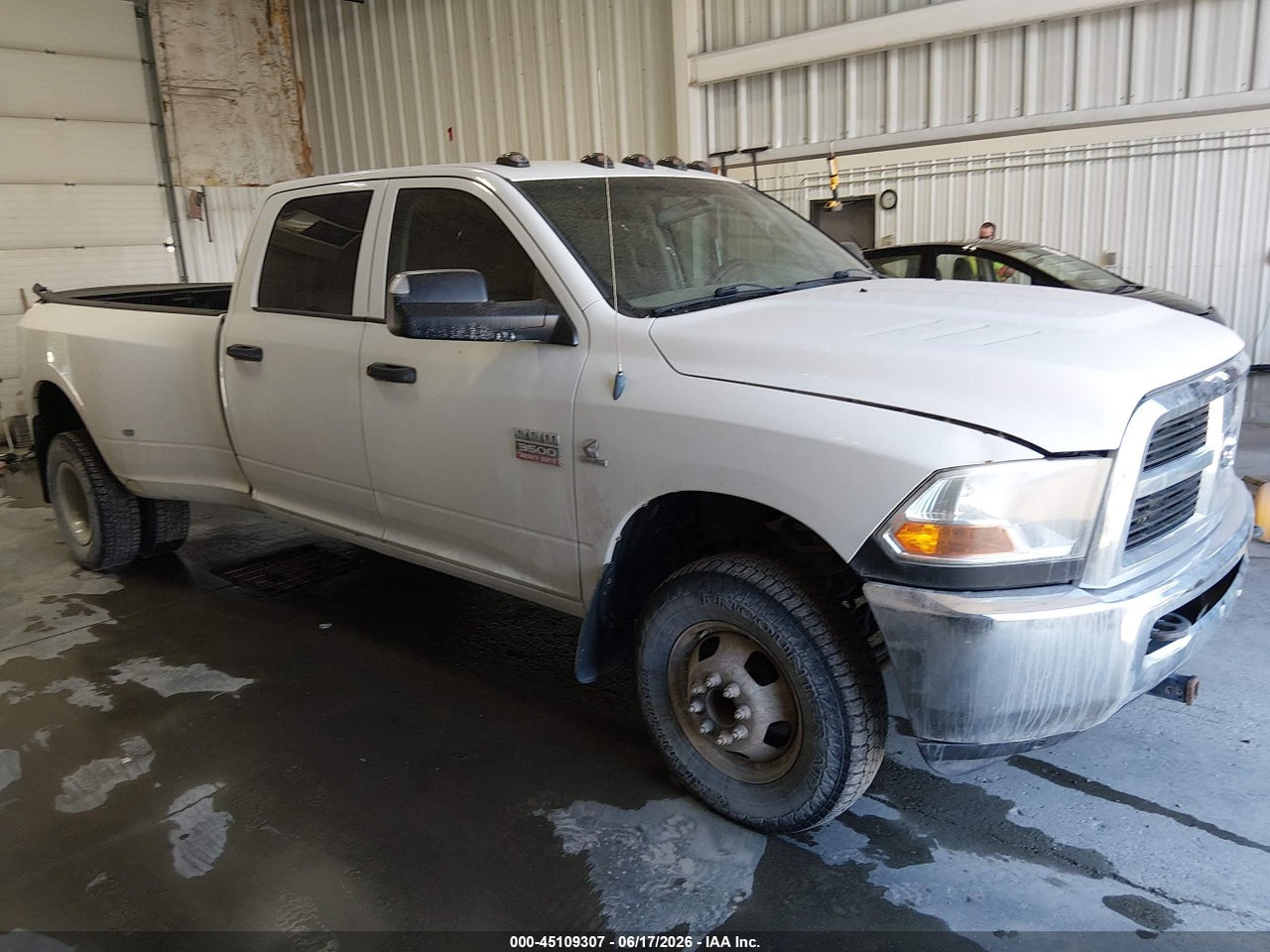 2010 DODGE RAM 3500 ST thumbnail 2