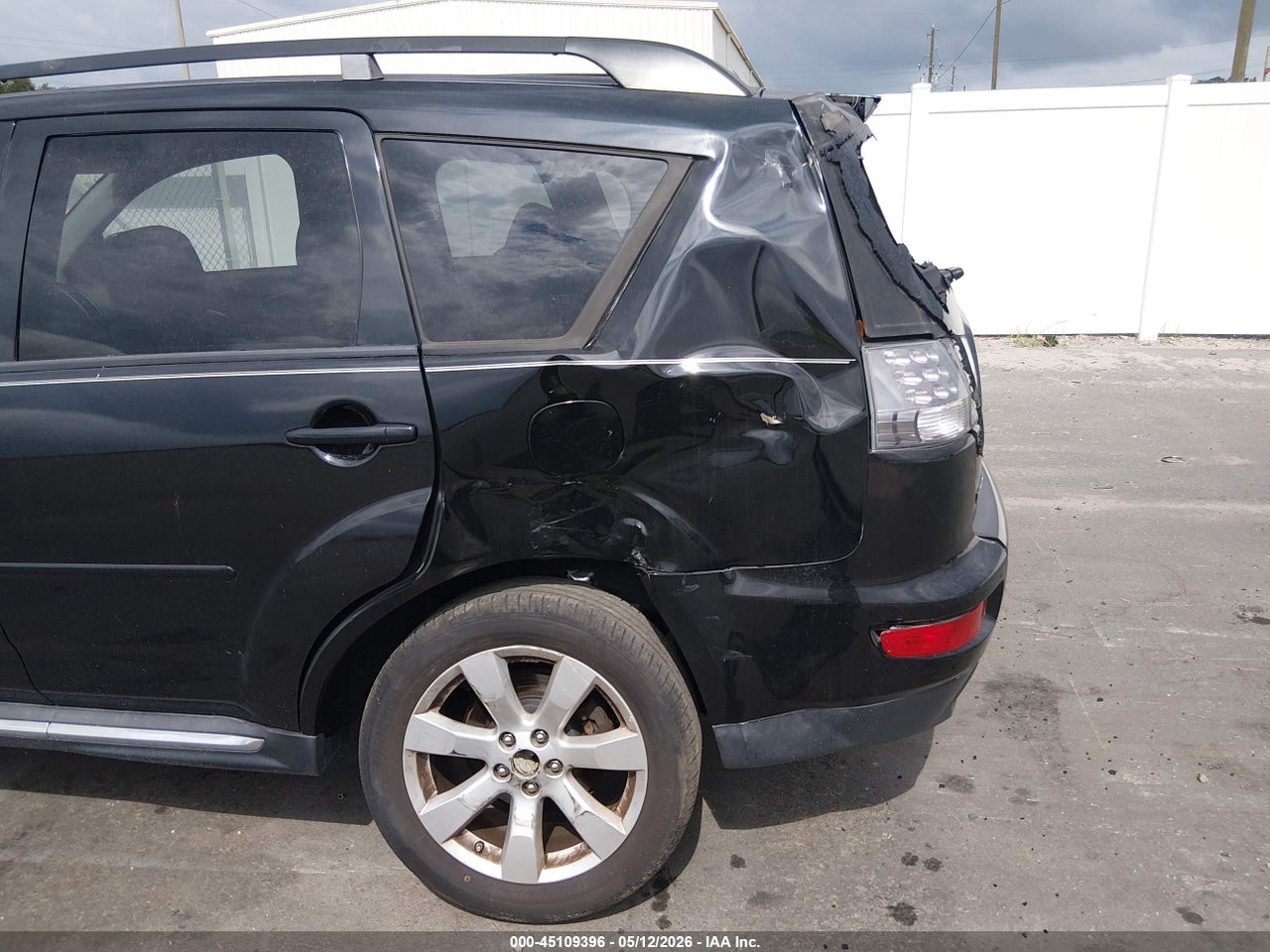 2010 MITSUBISHI OUTLANDER XLS thumbnail 7
