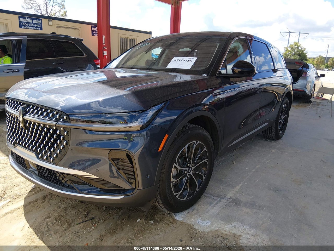 2024 LINCOLN NAUTILUS PREMIERE thumbnail 3