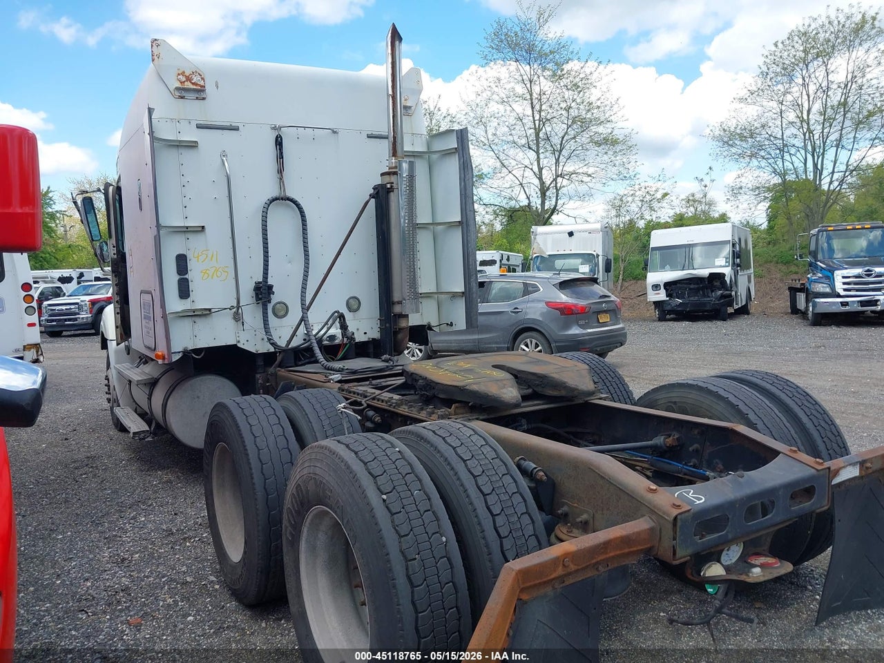 2005 FREIGHTLINER CONVENTIONAL COLUMBIA thumbnail 4