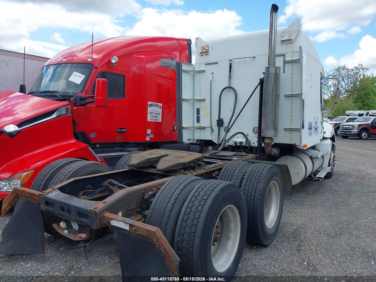 2005 FREIGHTLINER CONVENTIONAL COLUMBIA thumbnail 5