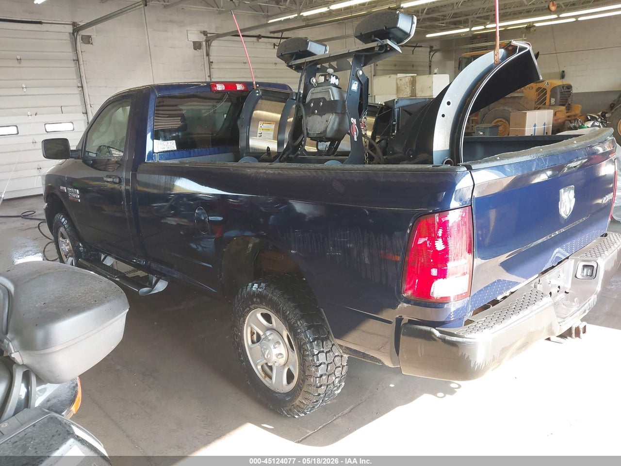 2018 RAM 2500 TRADESMAN  4X4 8' BOX thumbnail 4