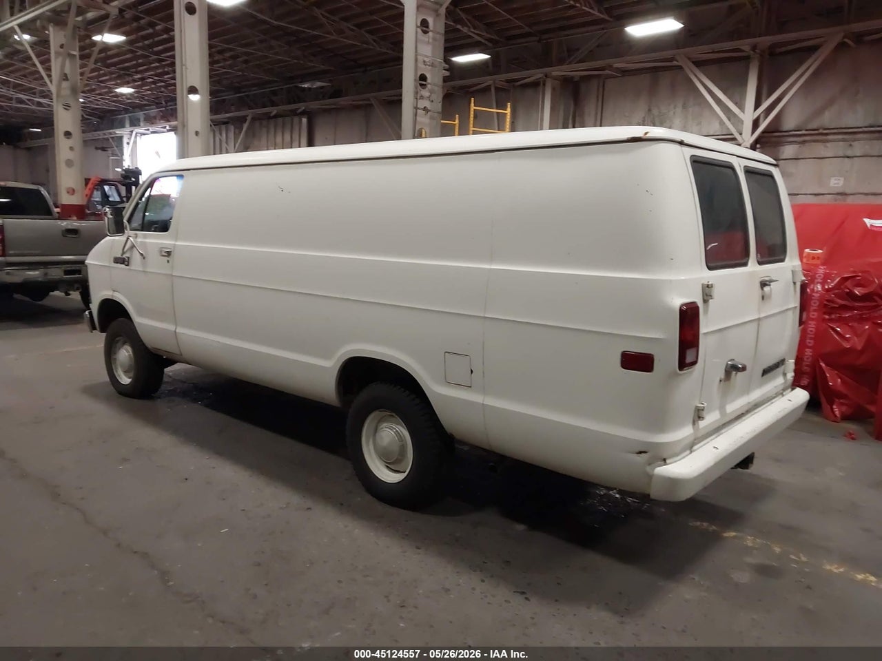 1982 DODGE RAM VAN B250 thumbnail 4