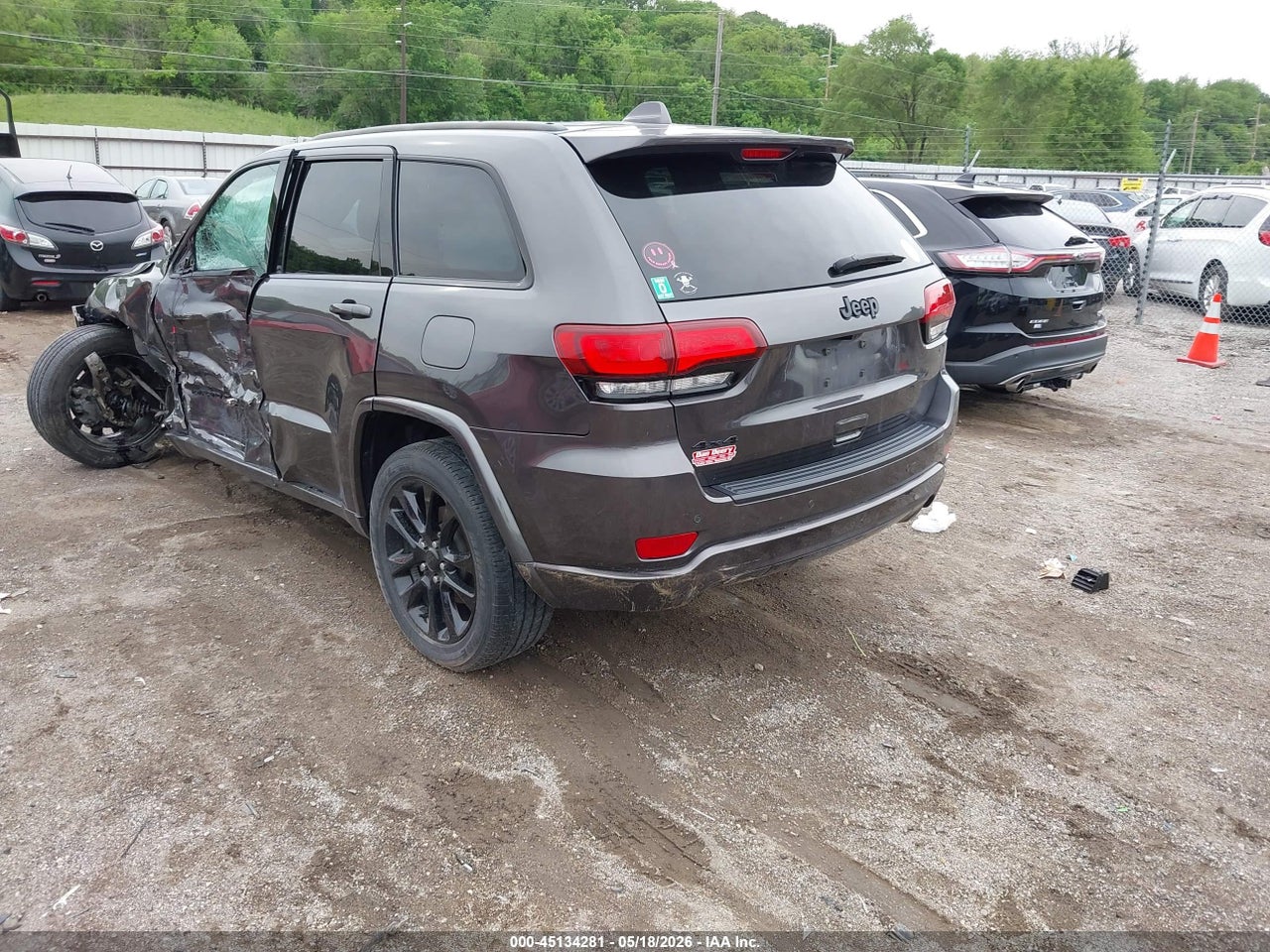 2021 JEEP GRAND CHEROKEE LAREDO X 4X4 · 3/12