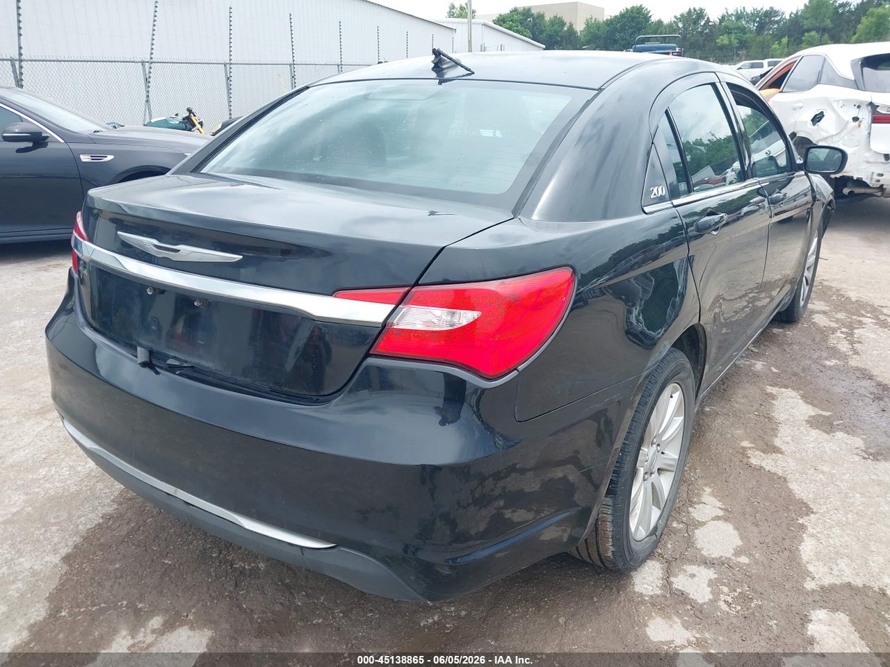 2013 CHRYSLER 200 TOURING thumbnail 5