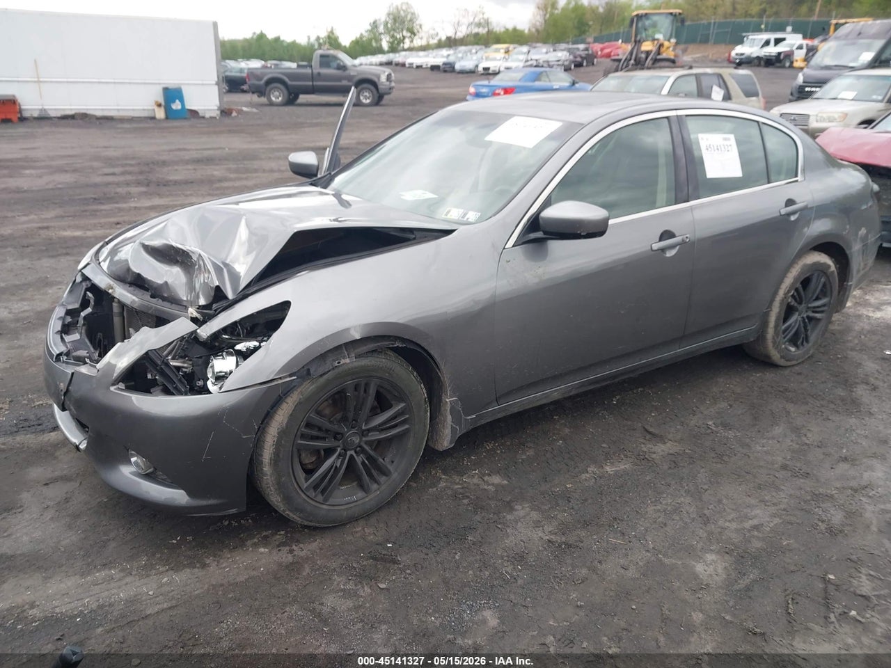 2011 INFINITI G25X   · 2/12