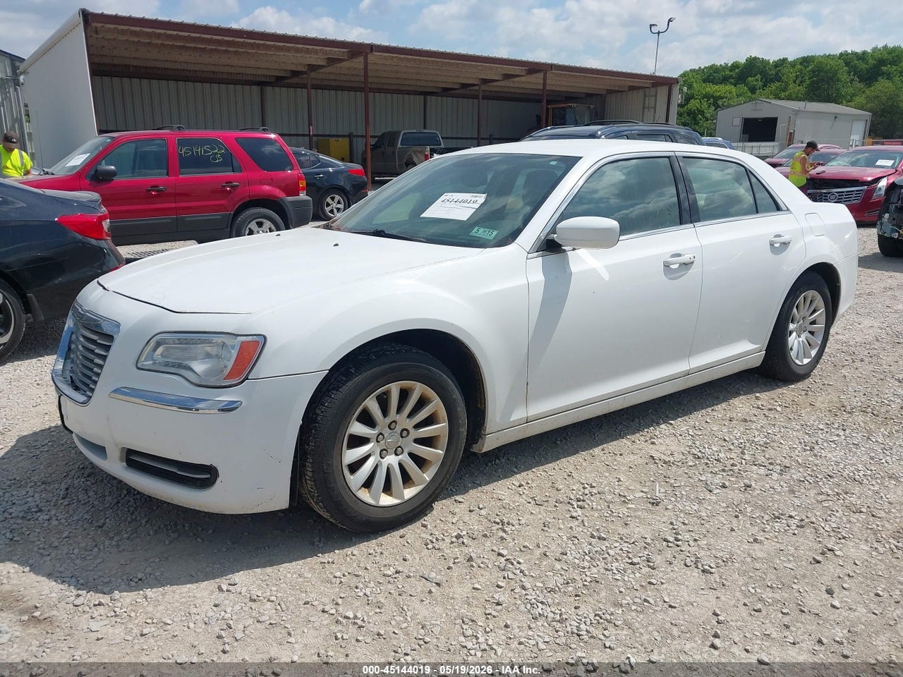 2014 CHRYSLER 300 · 2/12
