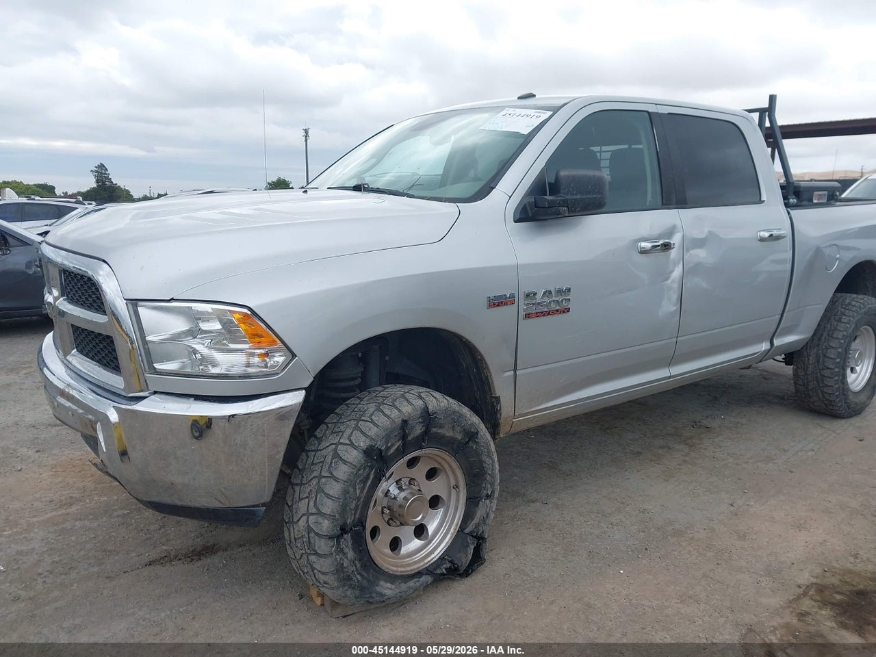2016 RAM 2500 SLT thumbnail 7