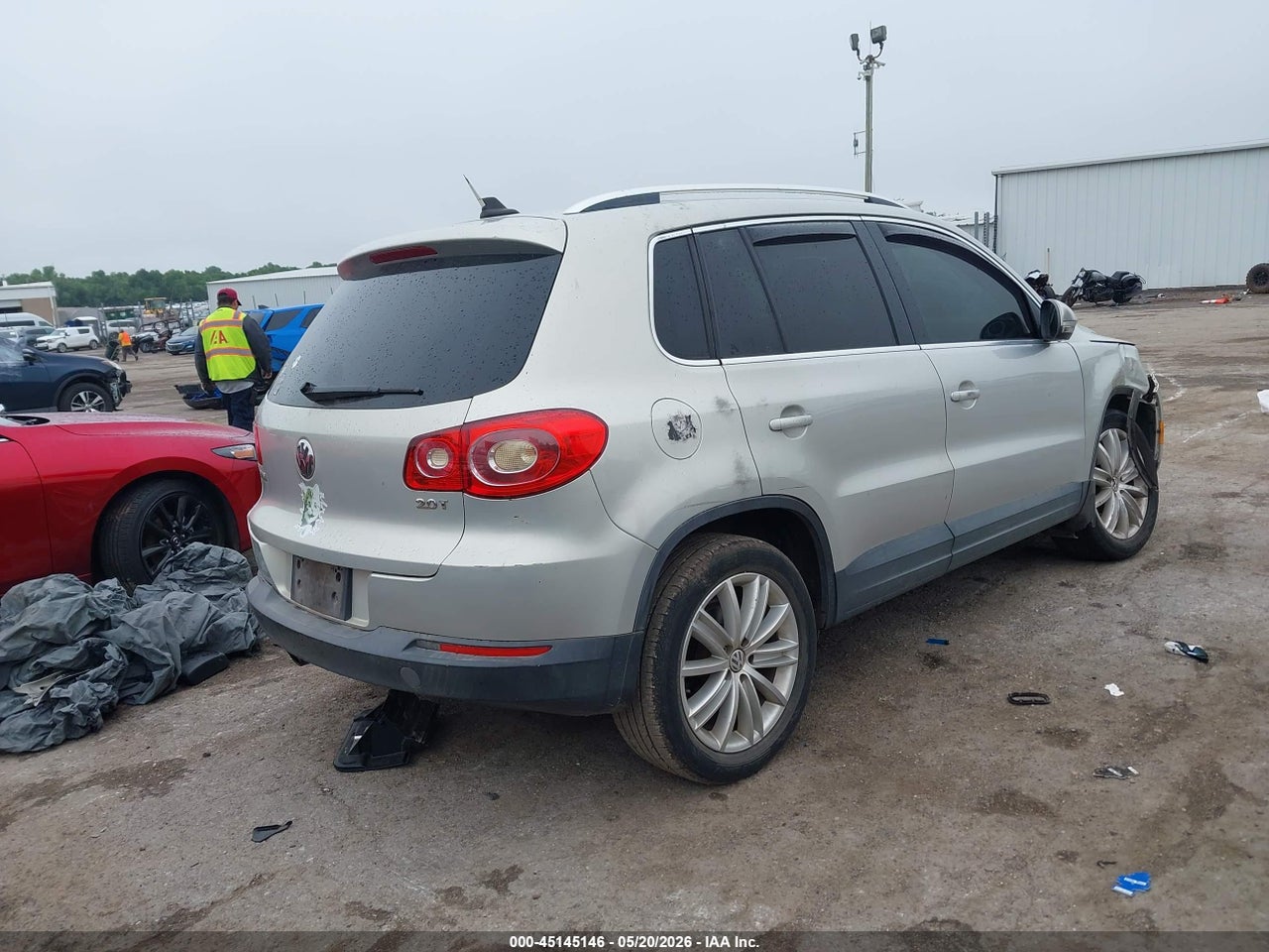 2009 VOLKSWAGEN TIGUAN SEL thumbnail 5