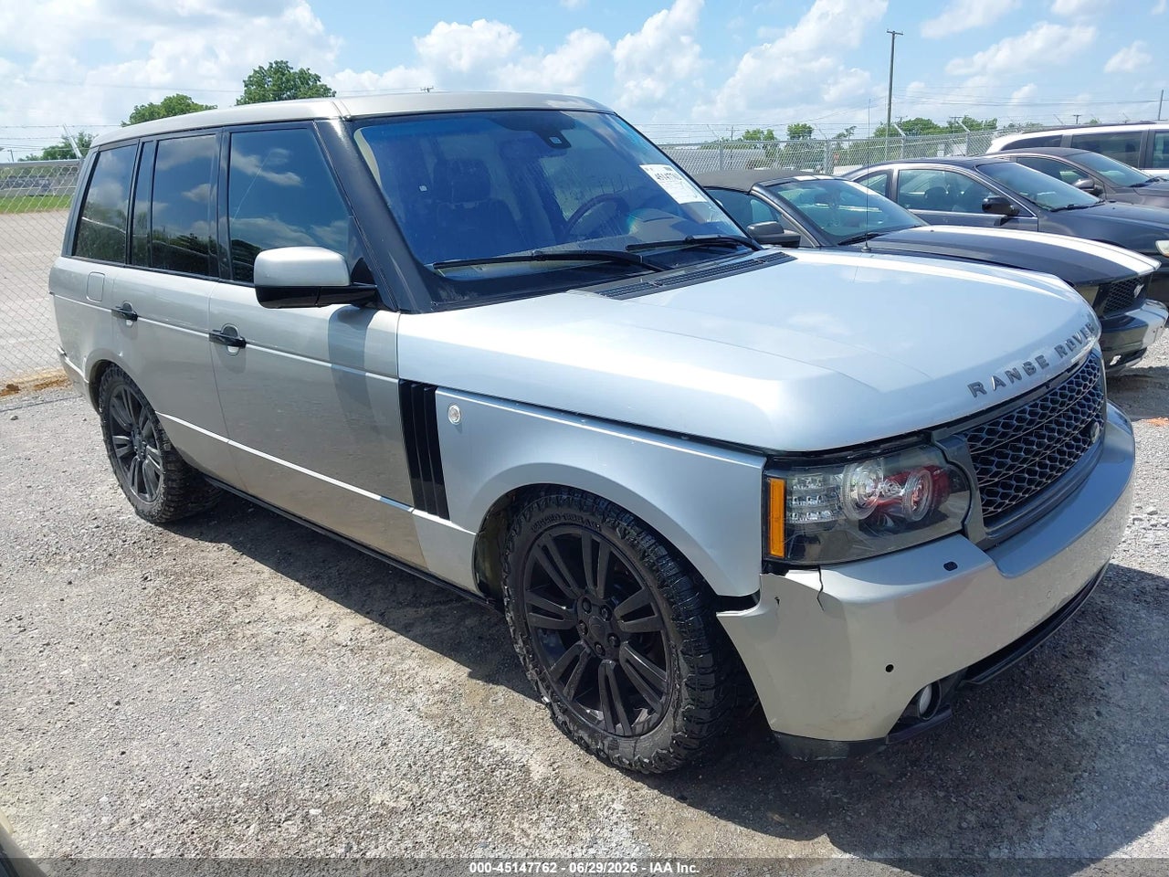 2010 LAND ROVER RANGE ROVER HSE thumbnail 2