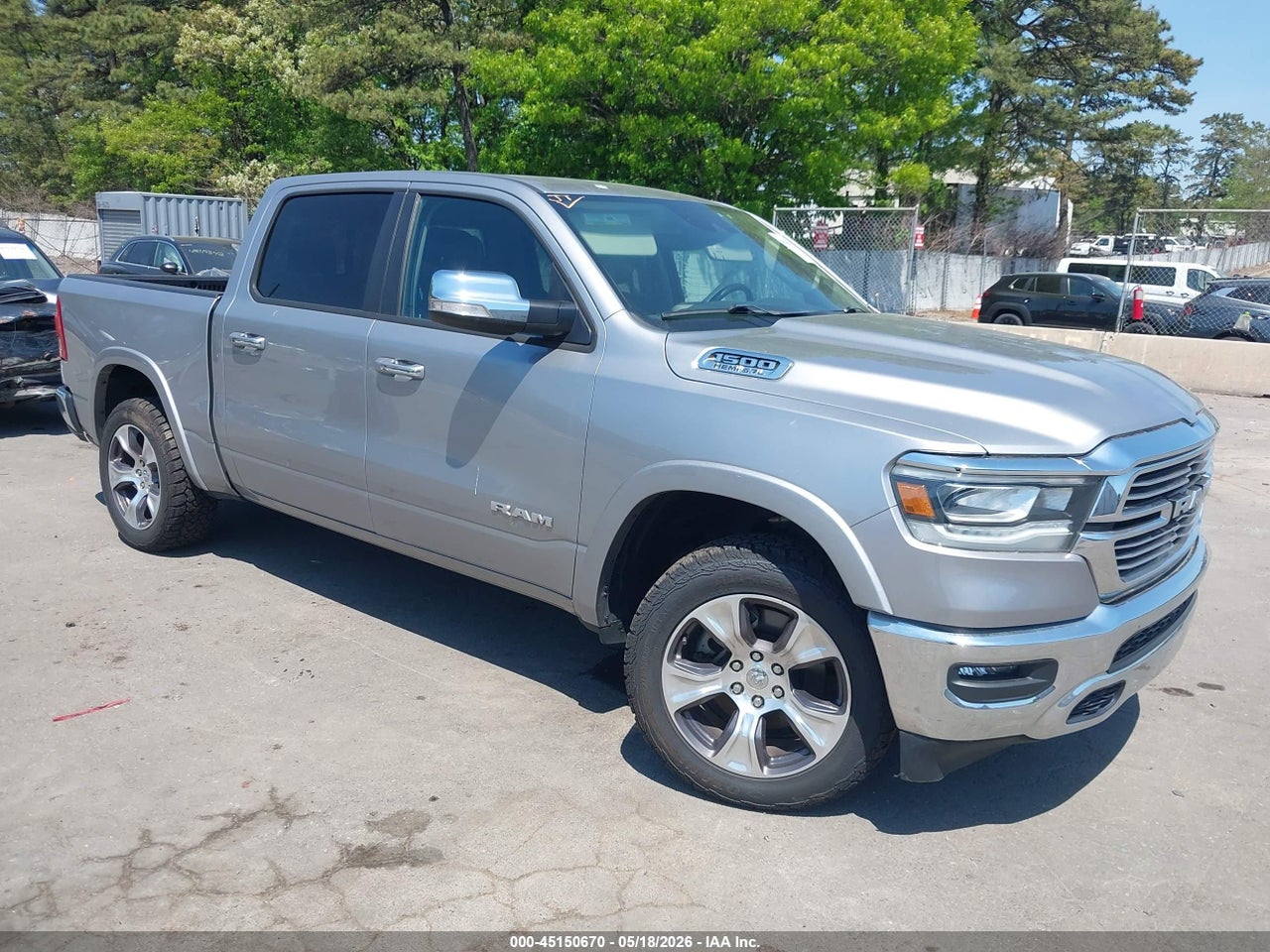 2022 RAM 1500 LARAMIE  4X4 5'7 BOX thumbnail 2