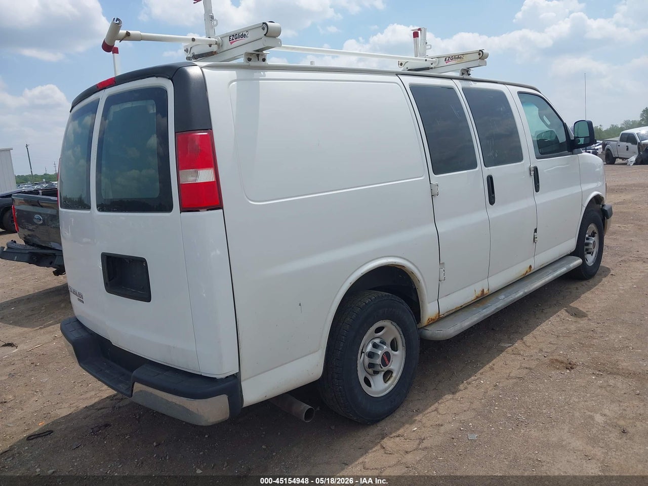 2016 GMC SAVANA 2500 1WT thumbnail 5