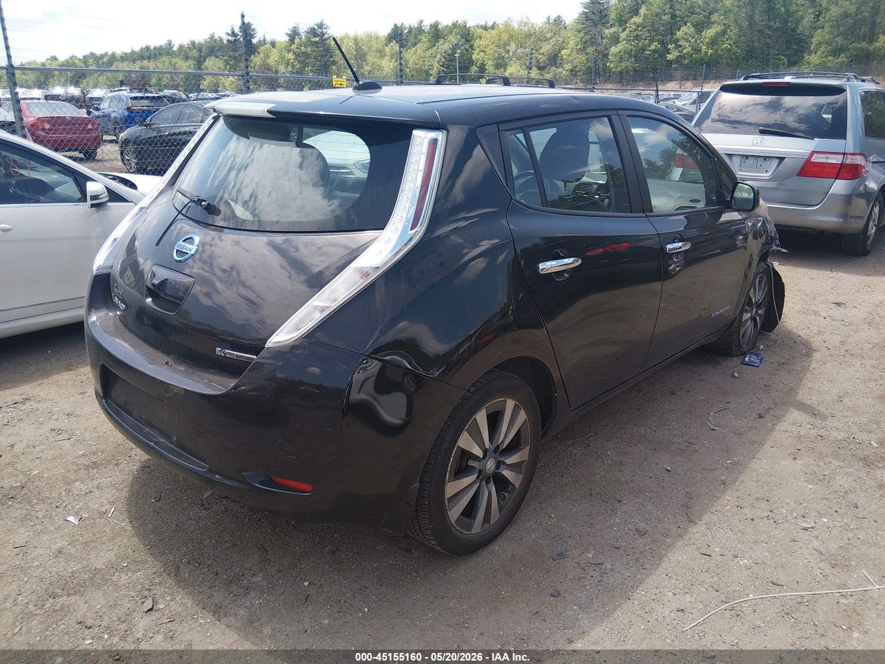 2015 NISSAN LEAF SL thumbnail 5