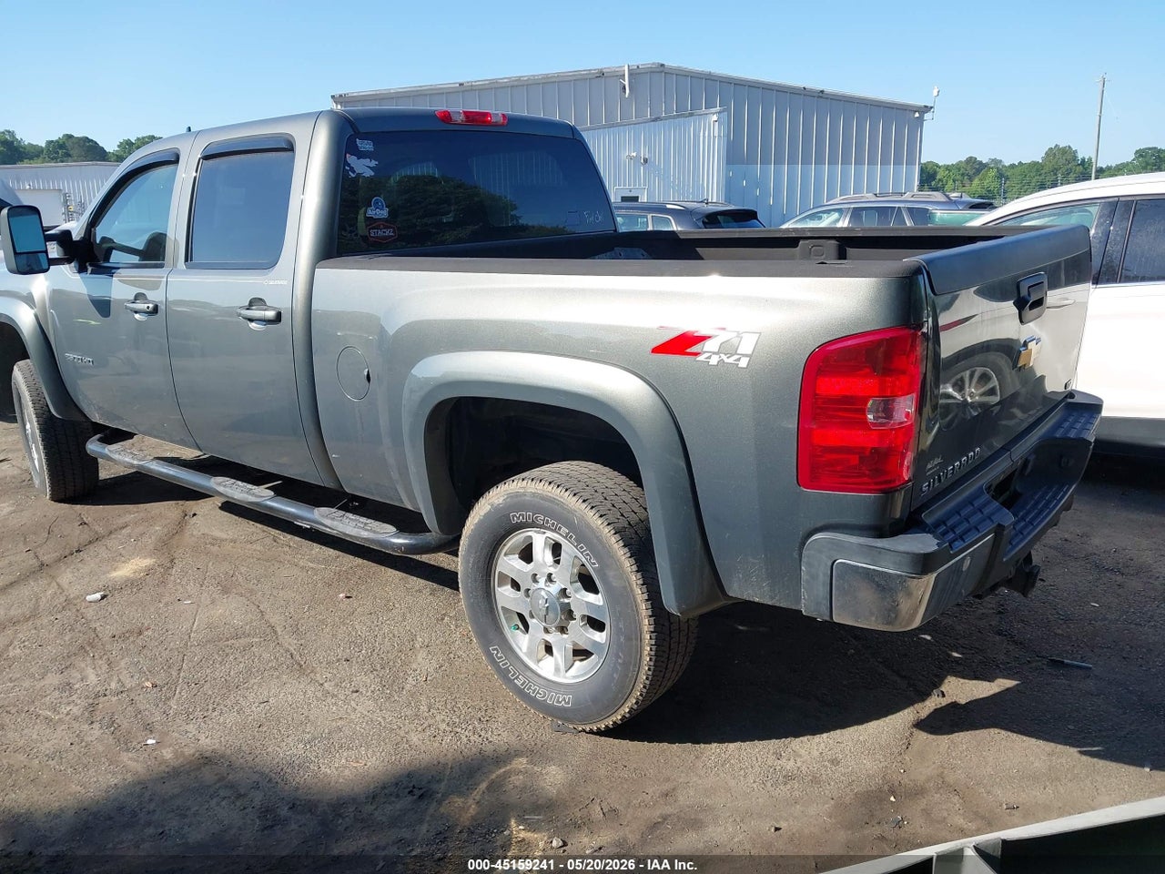 2011 CHEVROLET SILVERADO 2500HD LTZ thumbnail 4