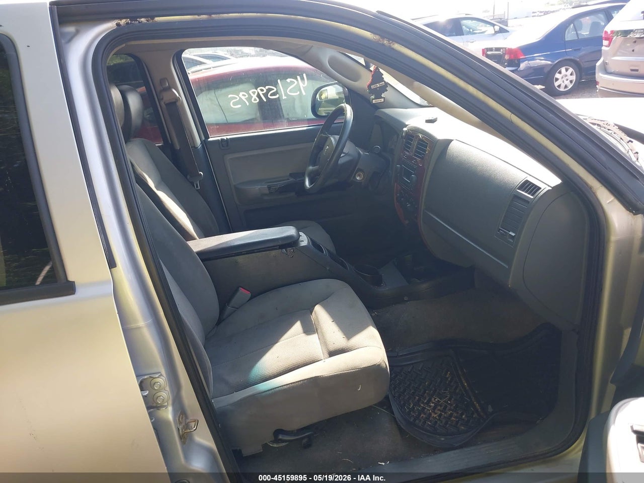 2006 DODGE DAKOTA SLT · 5/12