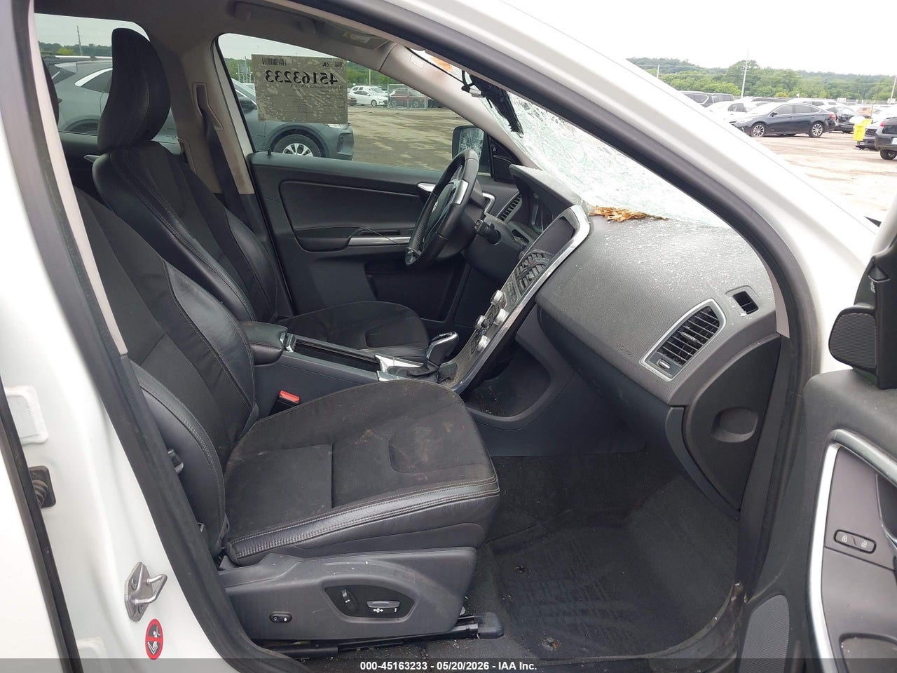 2017 VOLVO XC60 T5 thumbnail 6