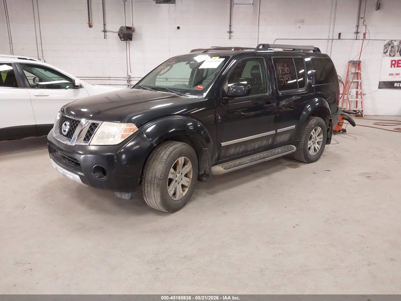 2008 NISSAN PATHFINDER LE thumbnail 3
