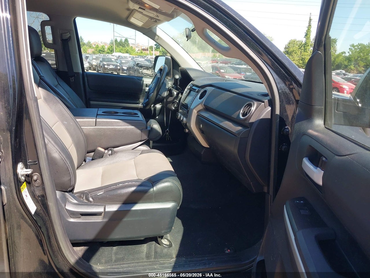 2017 TOYOTA TUNDRA SR5 4.6L V8 · 5/12