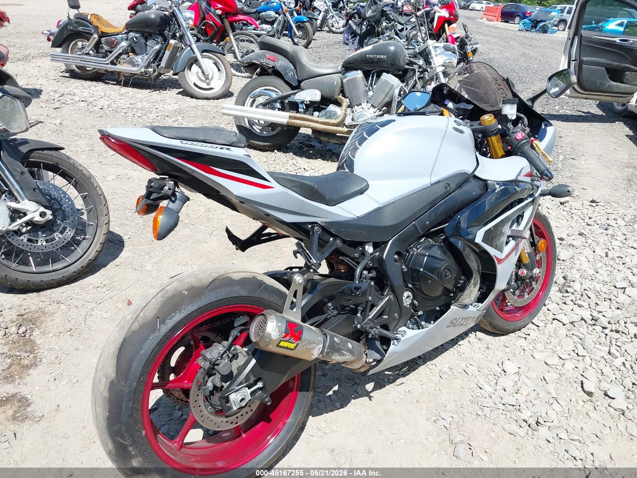 2024 SUZUKI GSX-R1000 R thumbnail 5