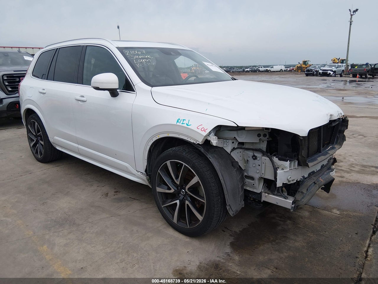 2022 VOLVO XC90 T6 MOMENTUM 7 PASSENGER thumbnail 2