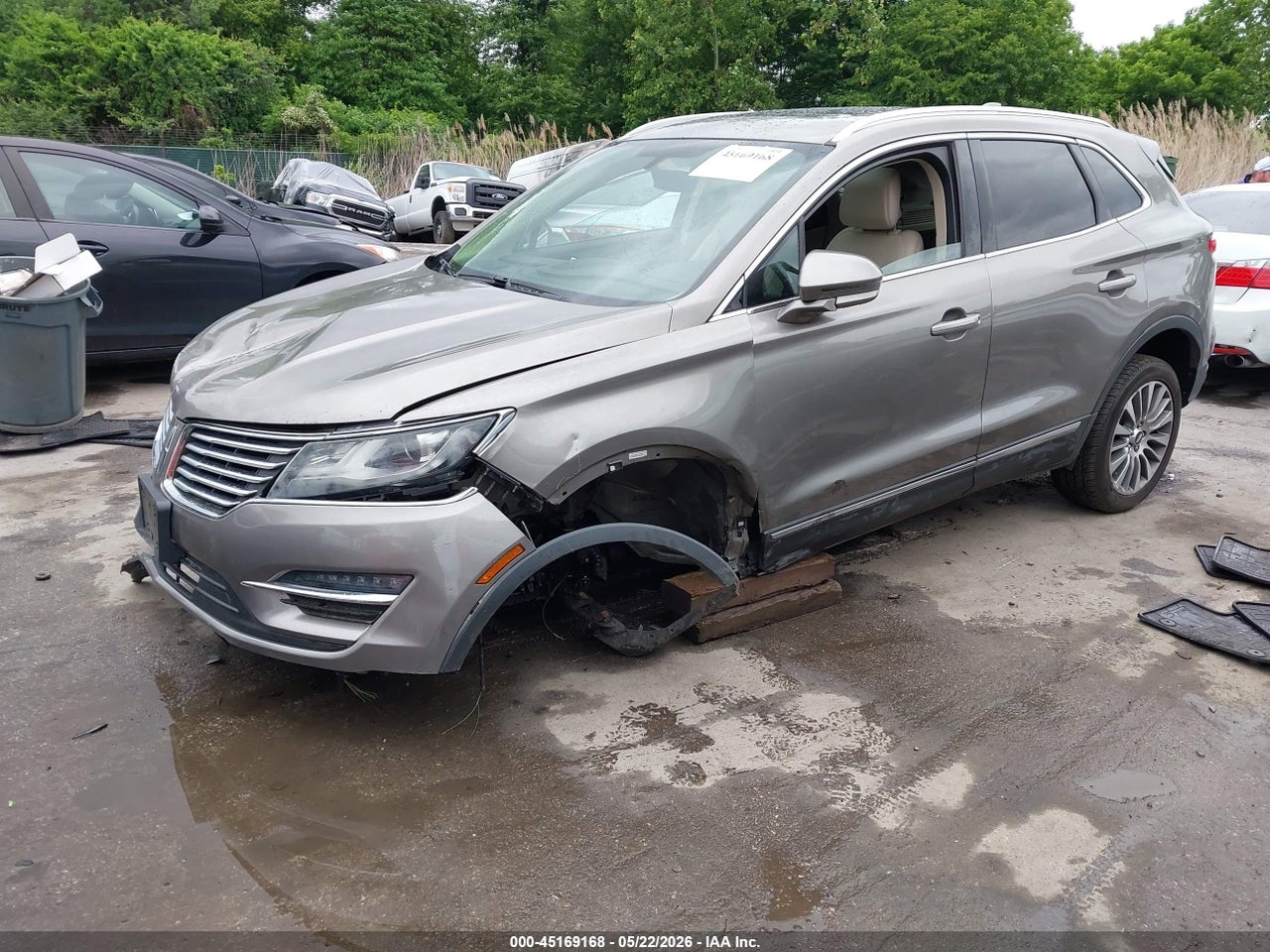 2017 LINCOLN MKC RESERVE thumbnail 3