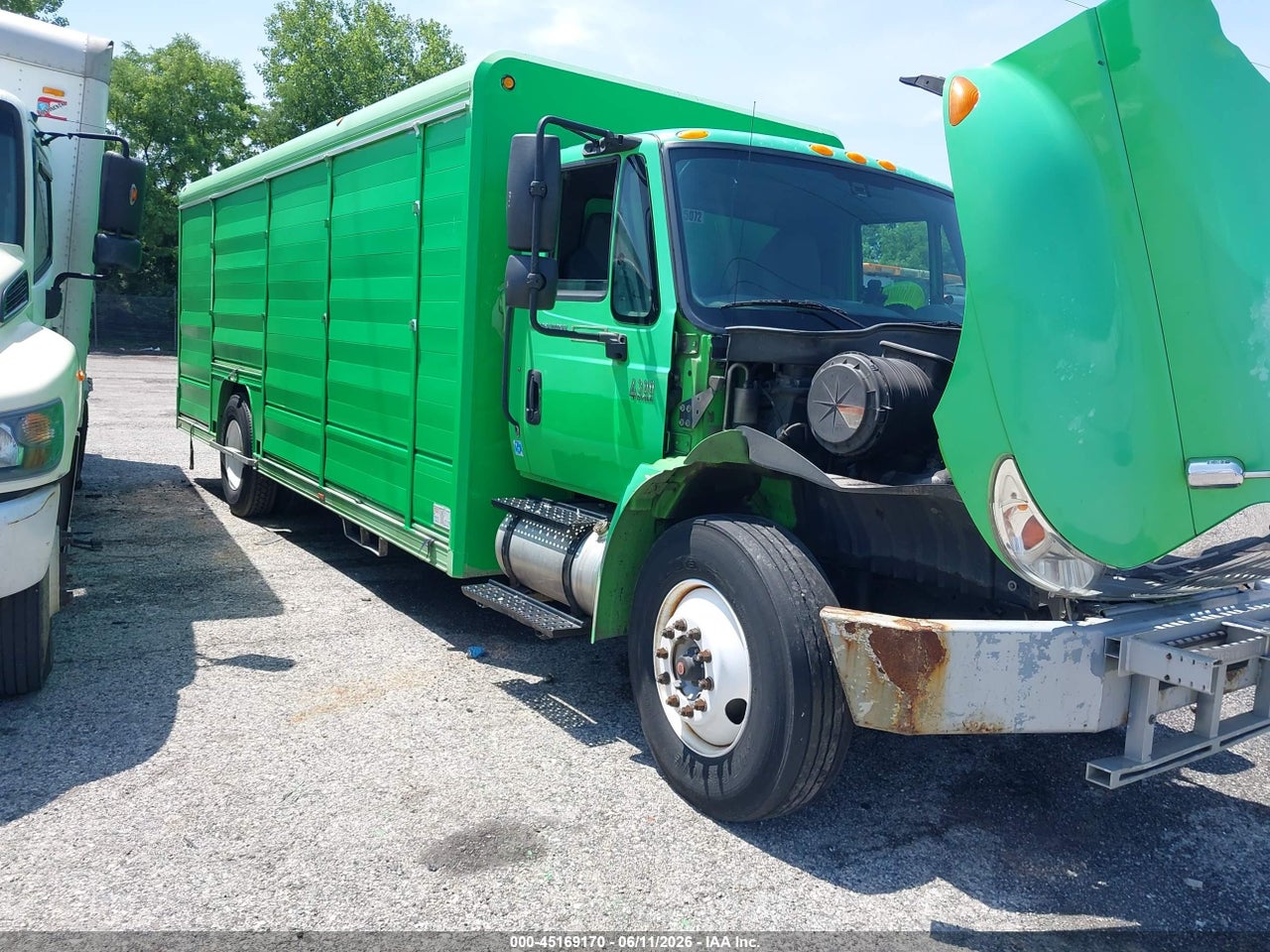 2005 INTERNATIONAL 4000 4300 thumbnail 2