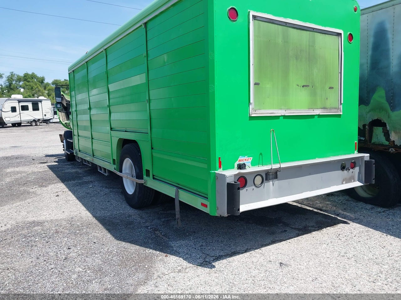 2005 INTERNATIONAL 4000 4300 thumbnail 4