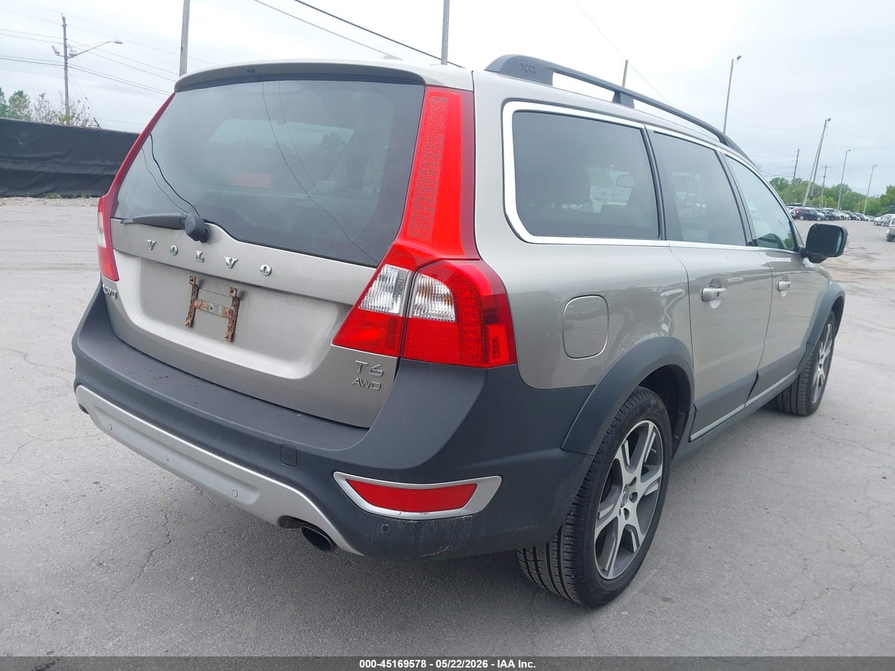 2013 VOLVO XC70 T6 thumbnail 5