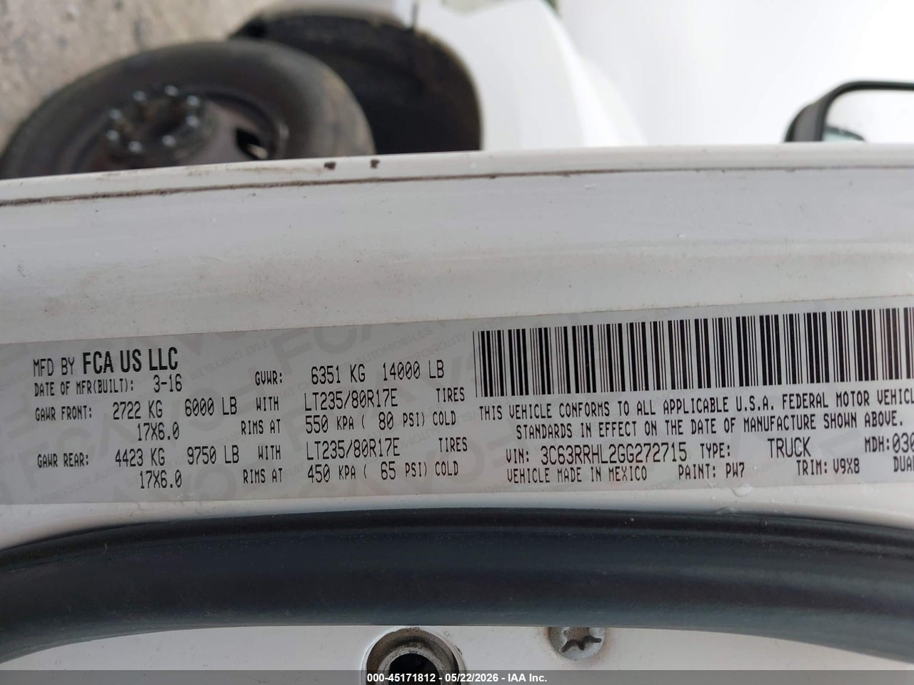 2016 RAM 3500 SLT thumbnail 10