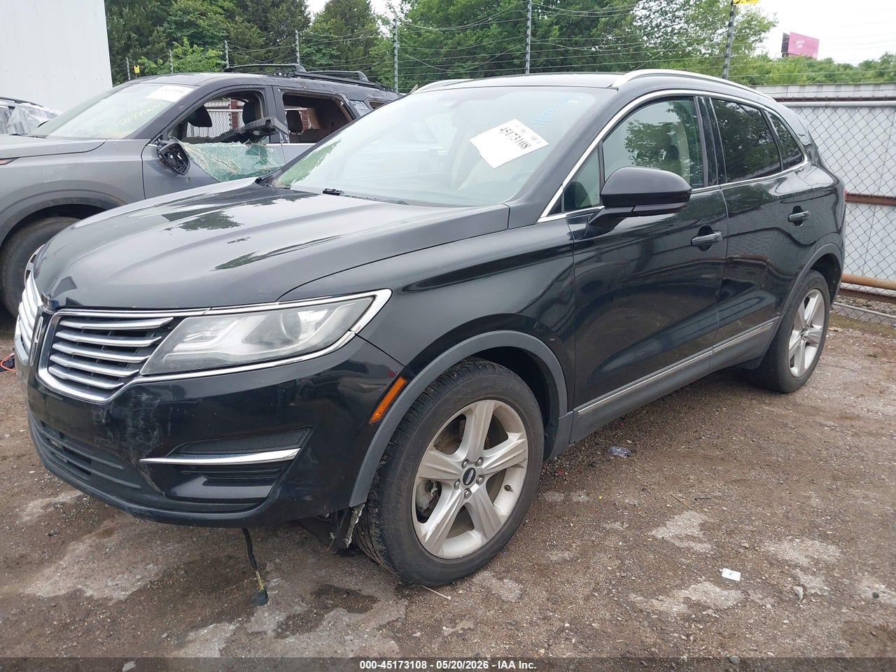 2017 LINCOLN MKC PREMIERE · 2/12