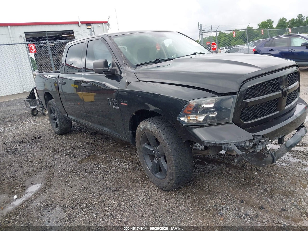 2019 RAM 1500 CLASSIC ST thumbnail 2