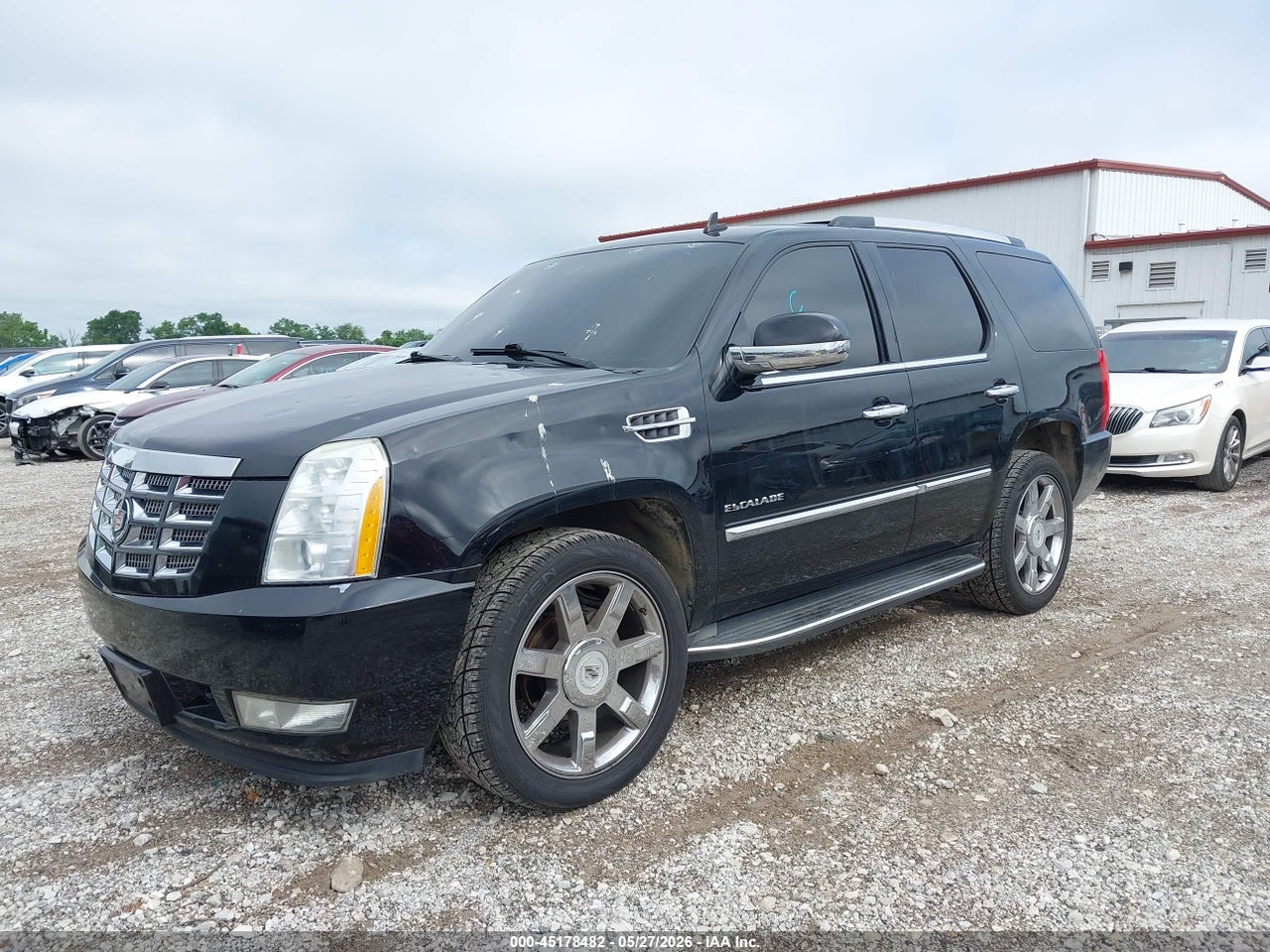 2012 CADILLAC ESCALADE LUXURY · 2/12