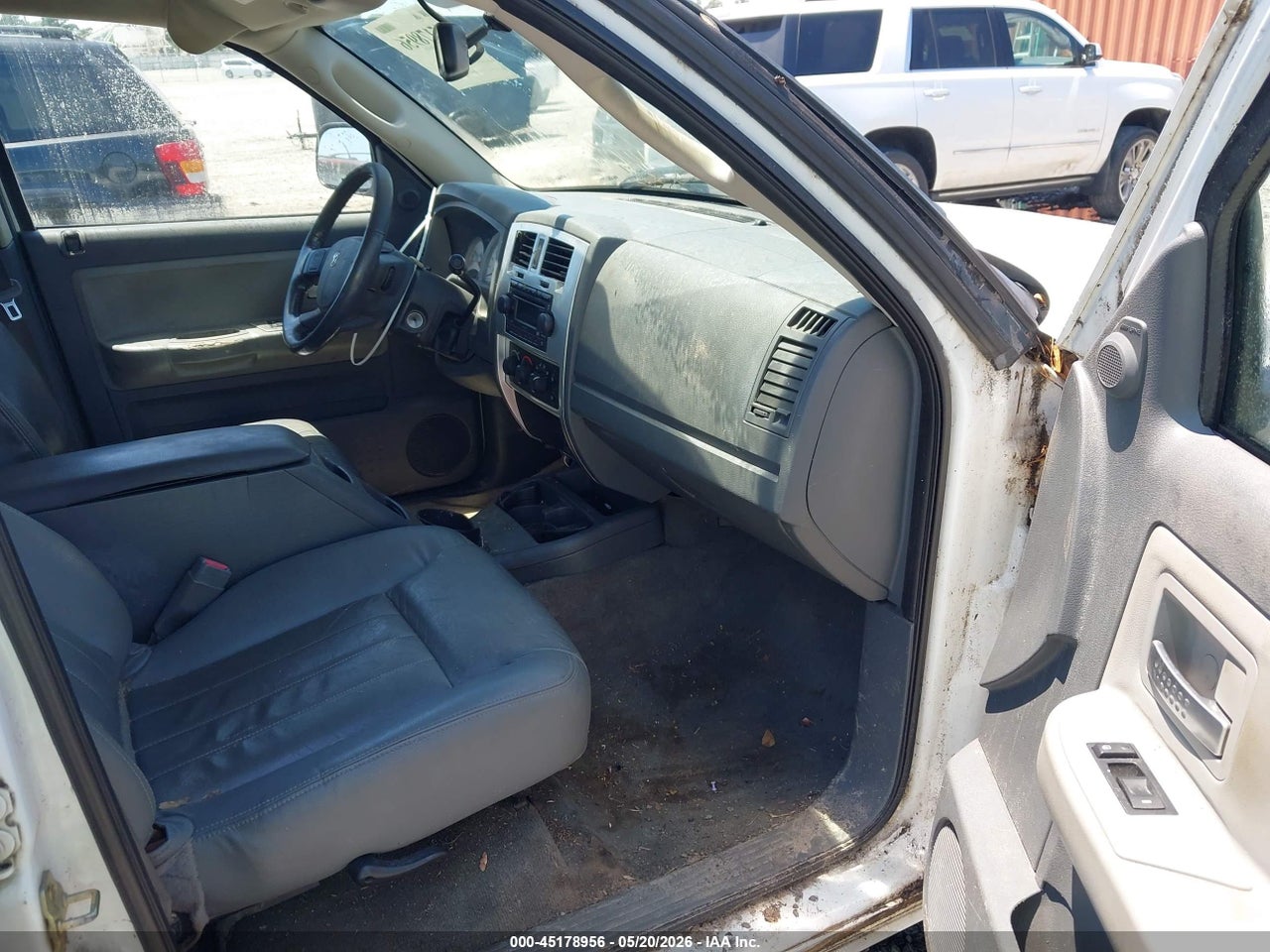 2006 DODGE DAKOTA LARAMIE · 5/12