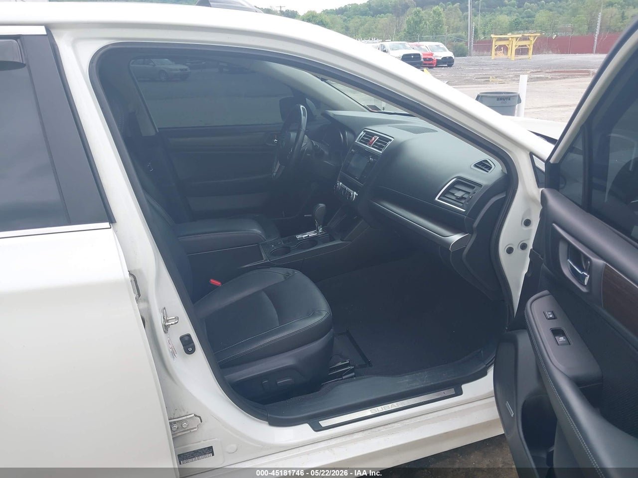 2015 SUBARU LEGACY 3.6R LIMITED thumbnail 6