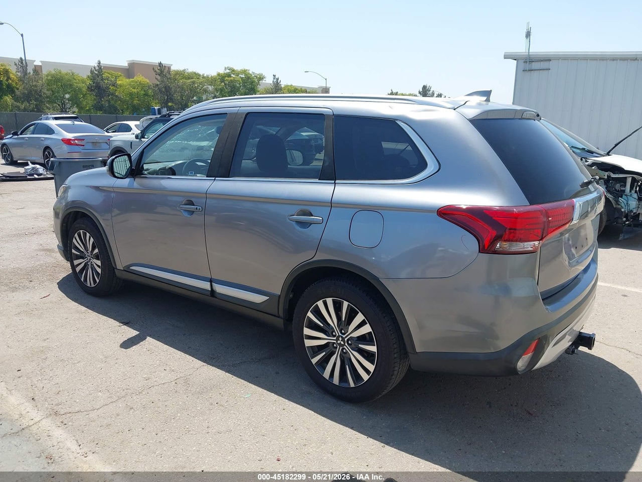 2019 MITSUBISHI OUTLANDER GT thumbnail 4