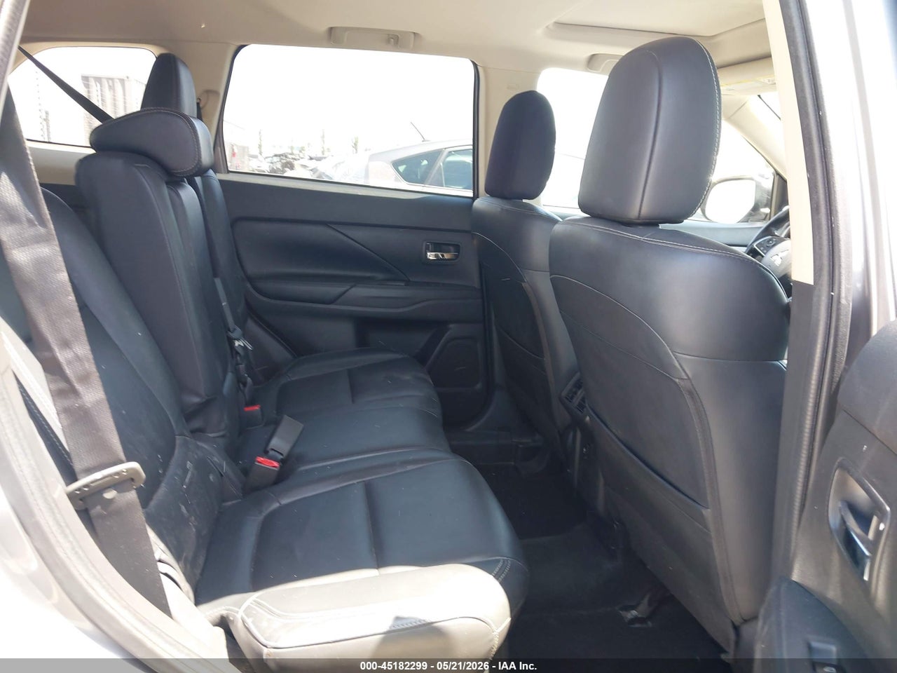 2019 MITSUBISHI OUTLANDER GT thumbnail 9