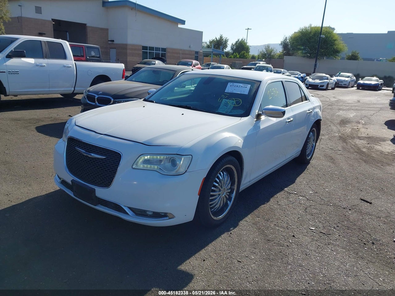 2018 CHRYSLER 300 LIMITED thumbnail 3