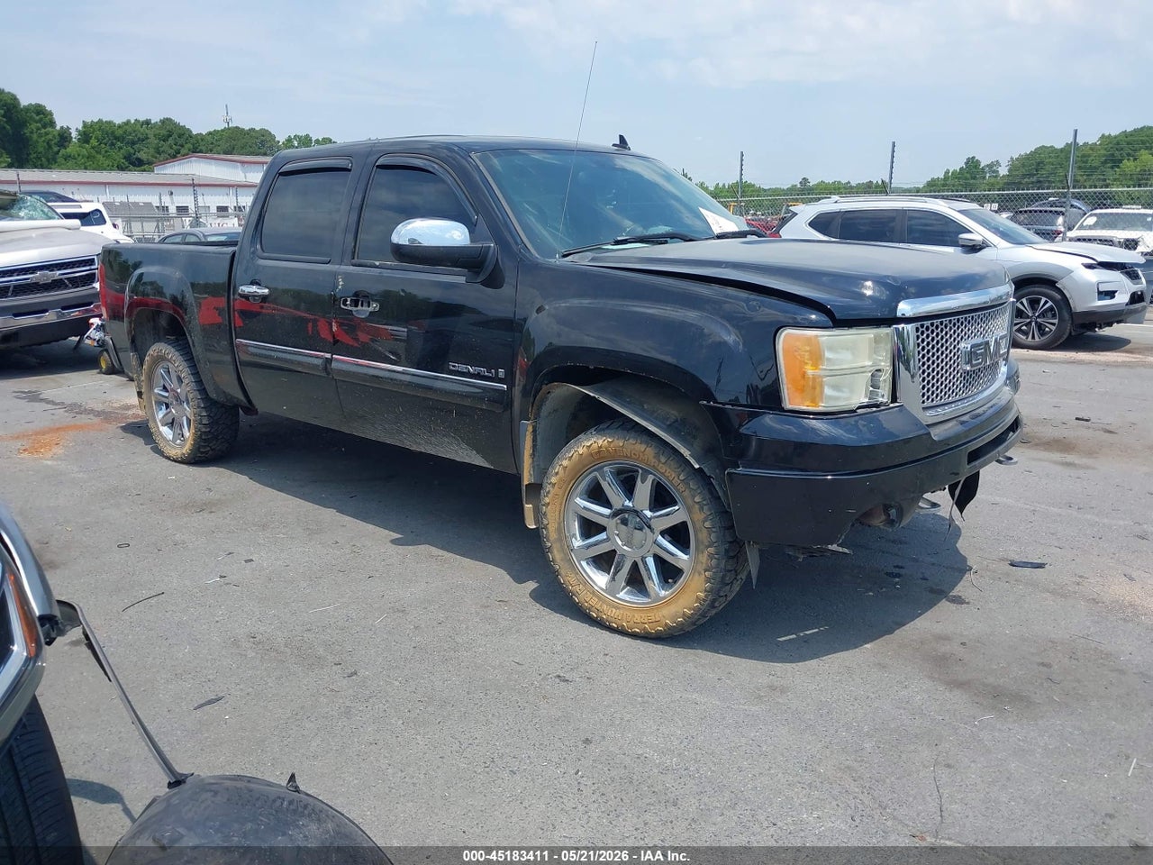 2009 GMC SIERRA 1500 DENALI thumbnail 2