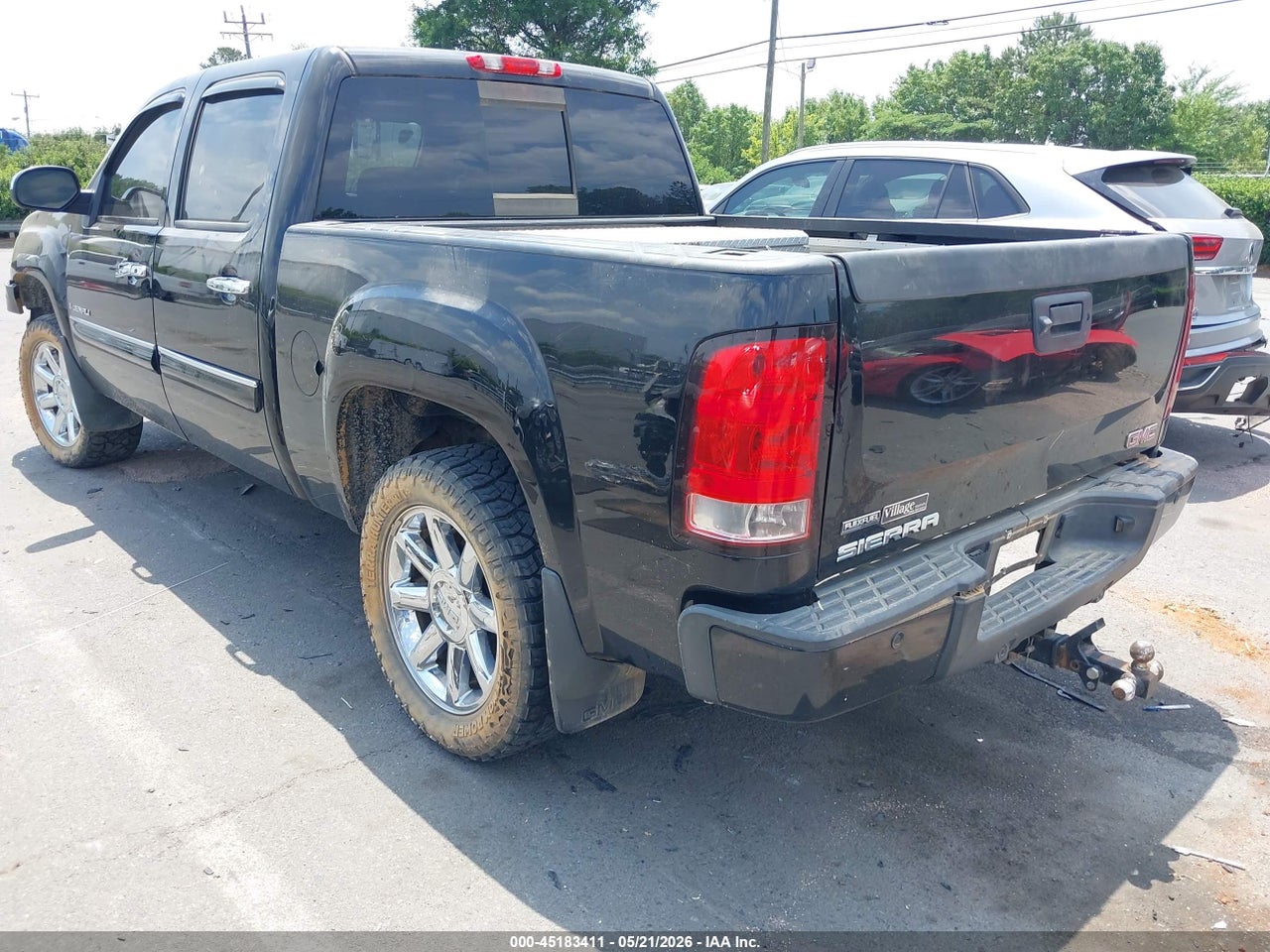 2009 GMC SIERRA 1500 DENALI thumbnail 4