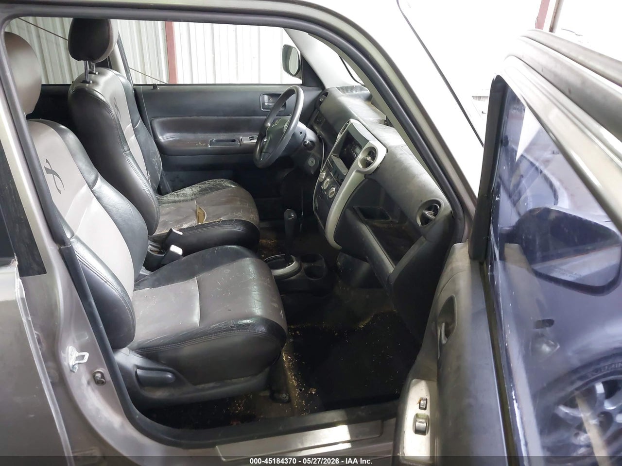 2005 SCION XB   · 5/12